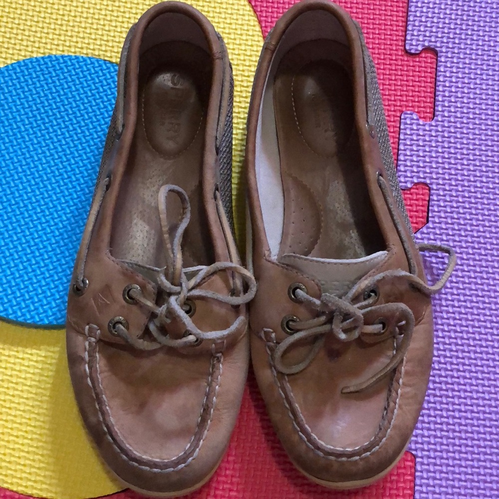 Sperry size 7 boat shoes